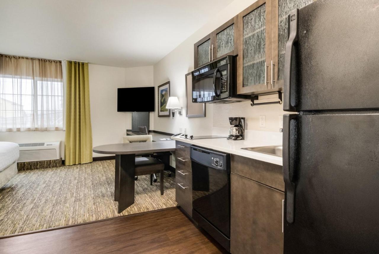 Candlewood Suites Portland Airport By Ihg Экстерьер фото
