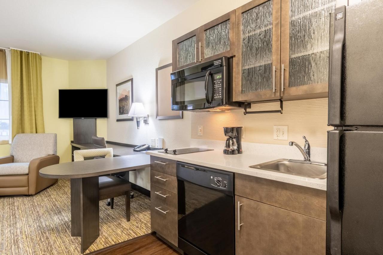 Candlewood Suites Portland Airport By Ihg Экстерьер фото
